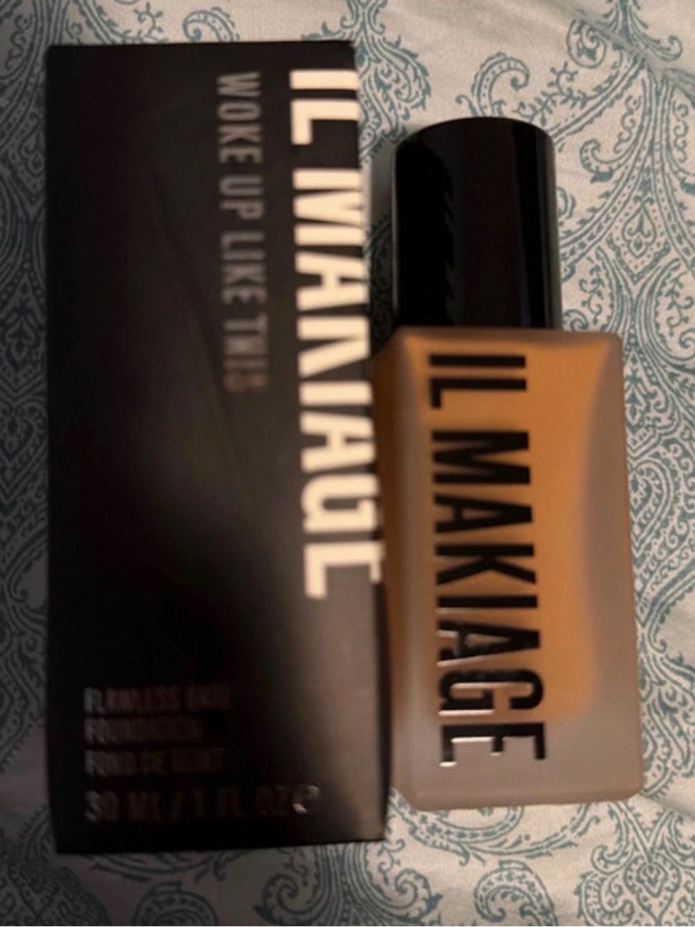 IL MAKIAGE Flawless Base Liquid Foundation - Tan